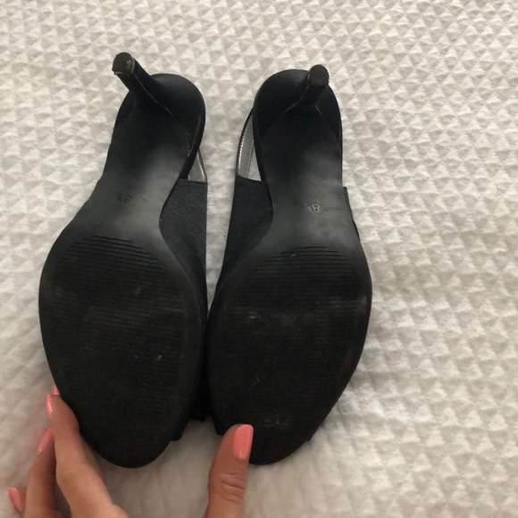 Matte black fabric sling back with bow detail - Picture 4 of 5